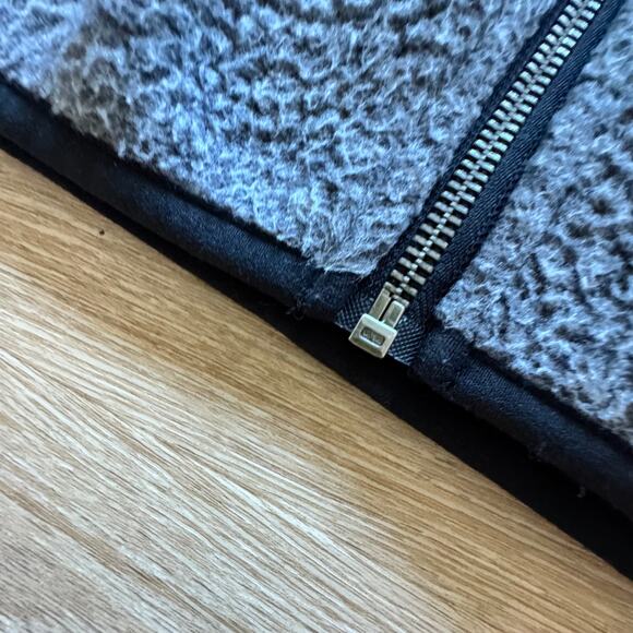Vuori Fleece Zip Up Jacket - Size L - Picture 4 of 6